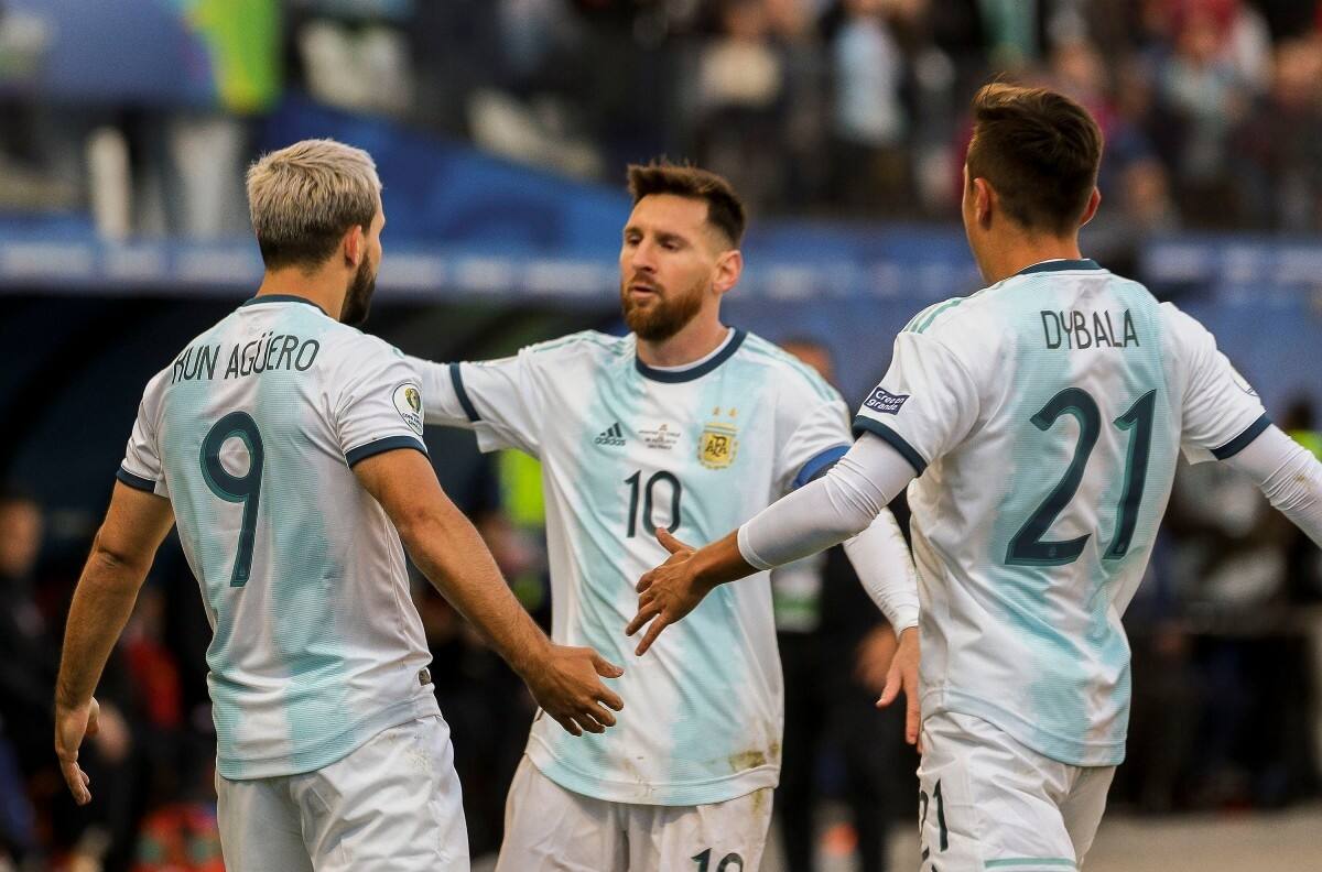 Argentina alista su nómina para enfrentar a la Roja en Clasificatorias