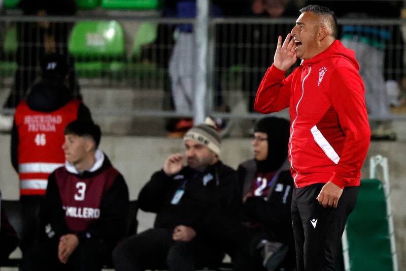 Claudio Bravo indicó que los entrenadores chileno no tiene oportunidades.