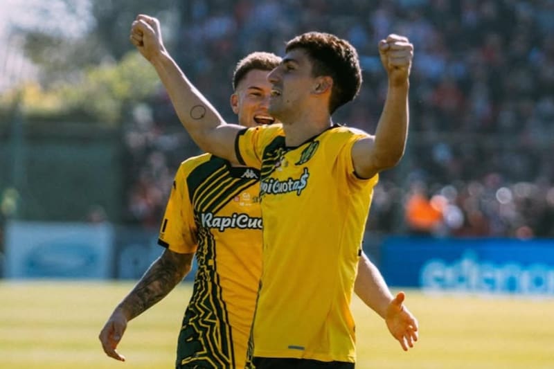 Su representante confirmó el interés de Universidad Católica para contratarle. Foto: Justo Gianni en Instagram.