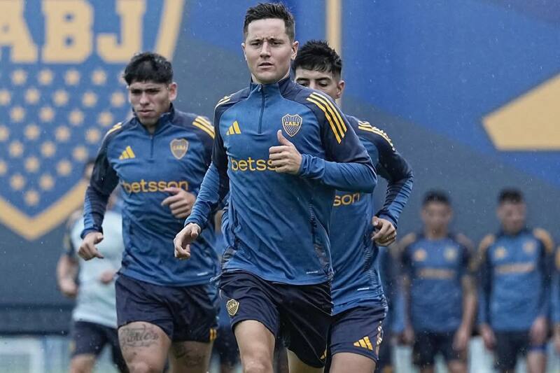 Entrenando junto a Palacios y Alarcón. Foto: Instagram Ander Herrera.