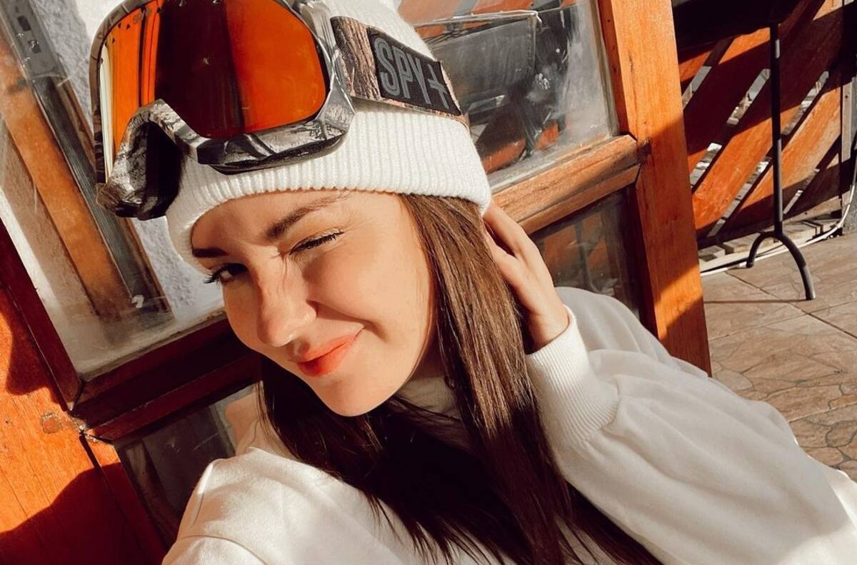 "Más linda que nunca": Kel Calderón se llenó de elogios al compartir, en redes sociales, selfie desde Valle Nevado