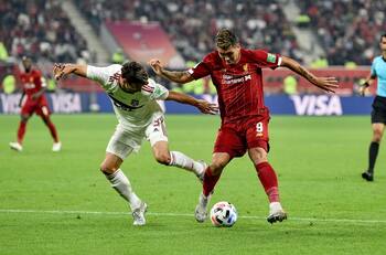 ¡El poste salvó a Flamengo! El disparo de Firmino que pudo abrir la cuenta para Liverpool