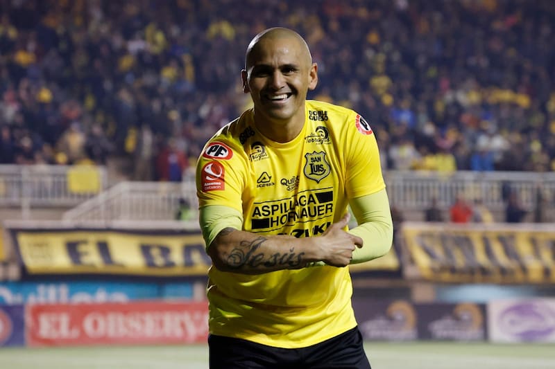 . El goleador le dirá adiós al fútbol este viernes. Foto: Agencia Aton.