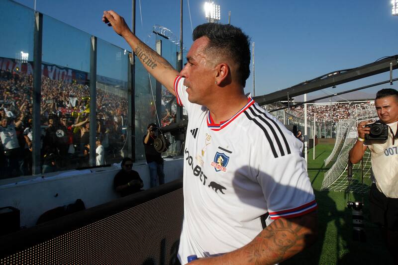 Esteban Paredes respondió a las críticas por brindar su apoyo al candidato de Evópoli Jaime Ravinet. Foto: Aton.