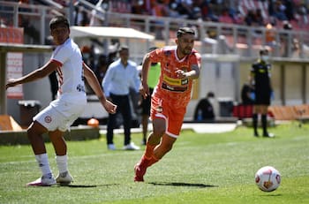 La U. de Concepción irá con todo por el regreso a Primera División con dupla paraguaya en delantera