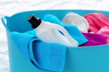 Sin los clásicos detergentes: Esta es la forma correcta para lavar las toallas de baño en casa