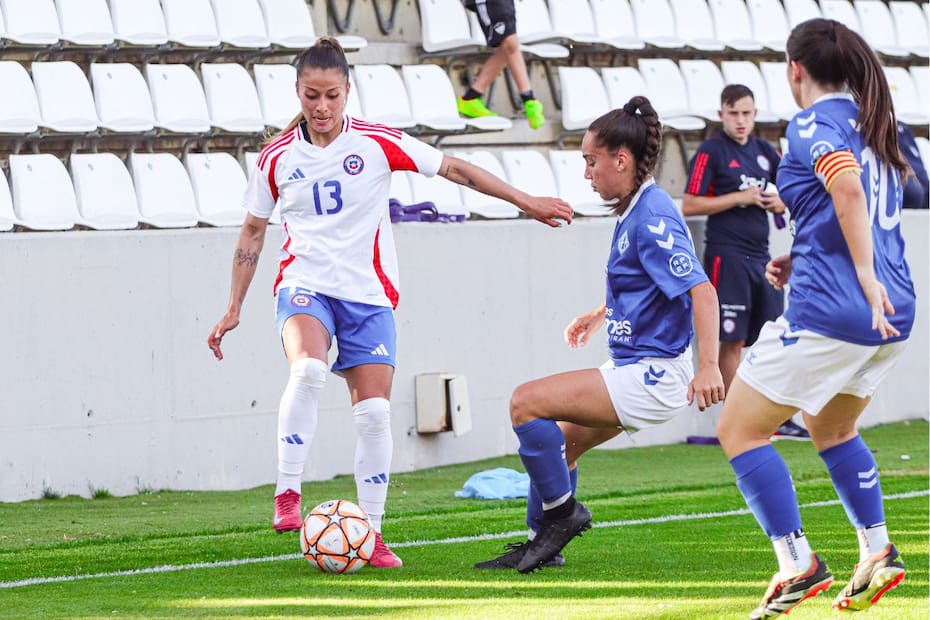 La Selección se mide con Cataluña. Foto: Comunicaciones/FFCh.