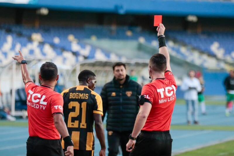El partido entre Fernández Vial y Deportes Puerto Montt en Collao fue caliente. Foto: Los90Deportes.