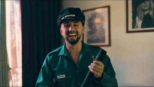 Una de las imágenes de Bambino ya caracterizado. Créditos: @presaperonoprincesa.