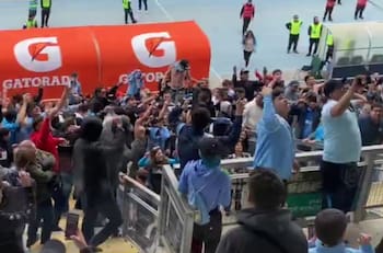 VIDEO | Enardecidos: así fue el tenso ambiente que retrasó el partido de O’Higgins ante Cobreloa