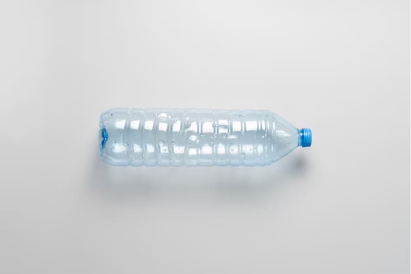 Solo necesitarás este producto para realizar el truco casero que permite enfriar tu habitación. Foto: Petit Saguenay.