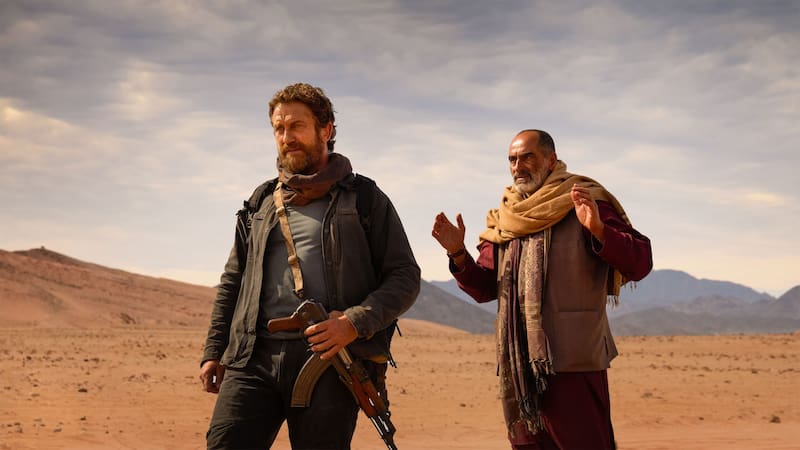 "Escape bajo Fuego" está disponible en Prime Video.