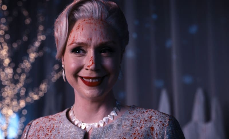 La actriz es Larissa Weems.