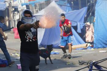 Justicia determina arresto domiciliario para detenidos por disparos durante marcha