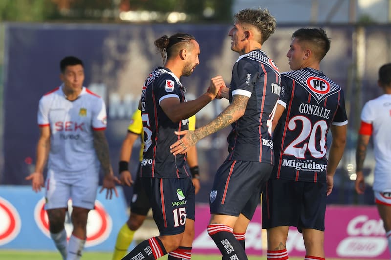 Abre la sexta fecha ante Deportes Temuco. Foto: Agencia Aton.