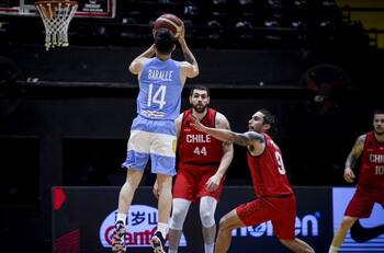 Chile no pudo y cayó en apretado partido ante Argentina en la Clasificatoria FIBA AmeriCup
