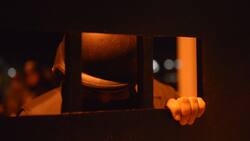 Desconocidos lanzan paquetes explosivos al interior de la prisión de Lebu: Eran para dos reclusos