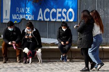 Paso a Paso: ¿Qué comunas retroceden a Fase 3 este 27 de octubre y cuáles son los aforos permitidos?