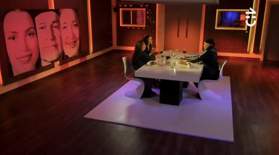 Los "lulos" en la cena de nominados. Foto: CHV.