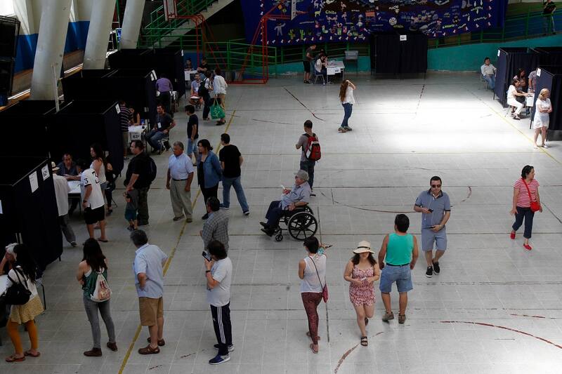 Servel informó que se constituyó el 99,35% de las mesas receptoras en Chile.