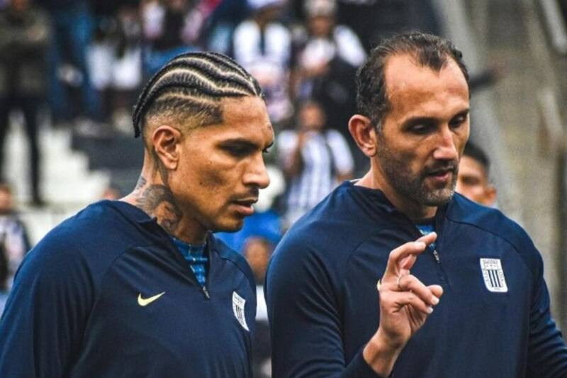 Paolo Guerrero y Hernán Barcos, dos avezados delanteros que estarán disponibles para el partido ante la U.