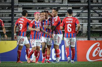 No se veía venir: nuevo refuerzo de Colo Colo se perderá el inicio de la Liga de Primera por sanción en Uruguay