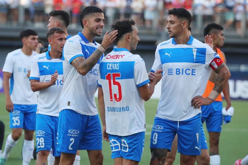 Los Cruzados vencieron por 1-0 a Everton en la primera fecha de Copa Chile. Foto: Agencia Aton.