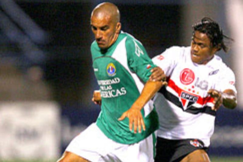 Audax enfrentó a Sao Paulo en la Copa Libertadores de 2007 y 2008.