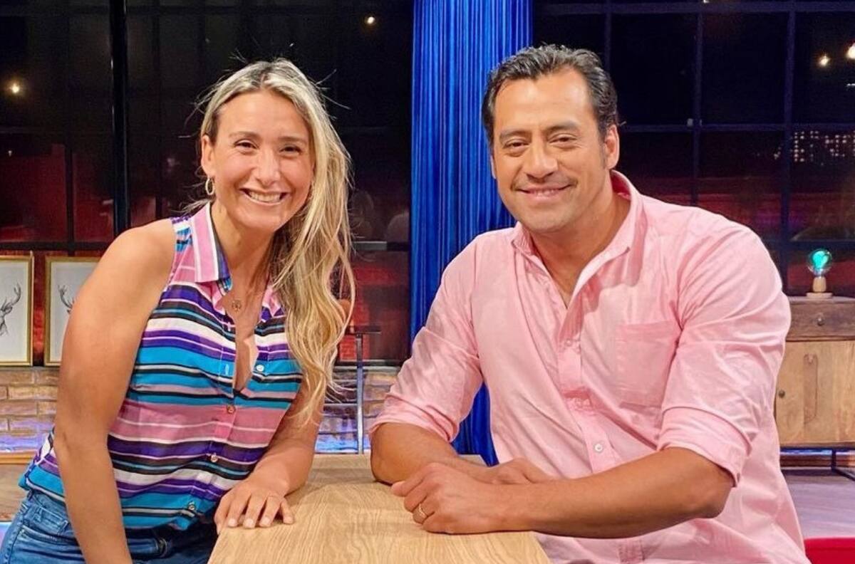 "Estoy esperando a mi amor": Fran Ayala le preparó una romántica sorpresa a Hotuiti Teao en la playa