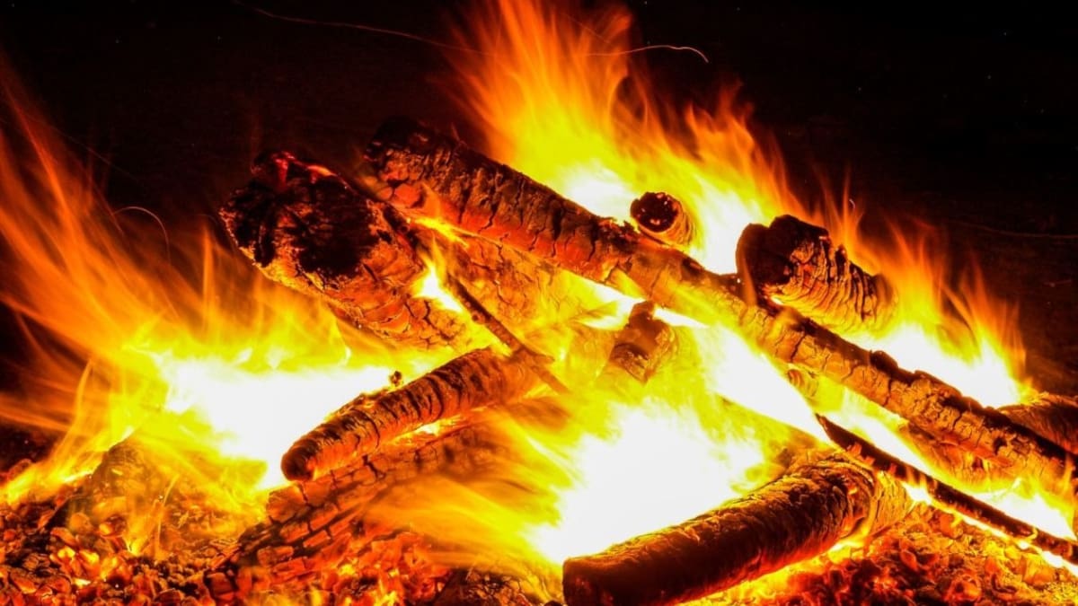 Noche de San Juan: ¿Qué se hace y por qué se celebra este jueves 23 de junio?