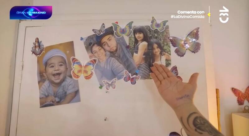 Flor de Rap mostró los recuerdo que tiene de su familia.