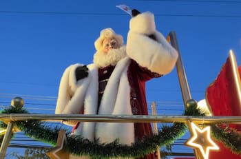 Caravana Coca-Cola llegará por primera vez a Providencia esta Navidad: Fecha y recorrido por la comuna