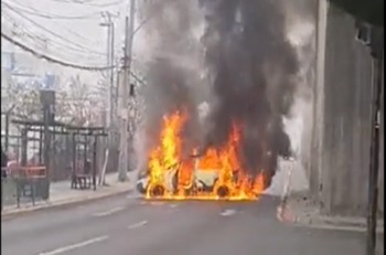VIDEO | Grupo de 20 delincuentes roban bodega en Renca y queman dos vehículos para lograr huir