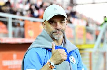 “Quiero llevar a Chile a un Mundial”: John Armijo revela su sueño de dirigir a la Selección Chilena