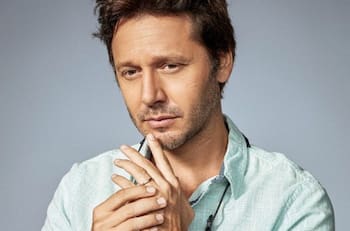 Benjamín Vicuña viajó de urgencia a Chile por complicaciones de salud de su padre, Juan Pablo Vicuña