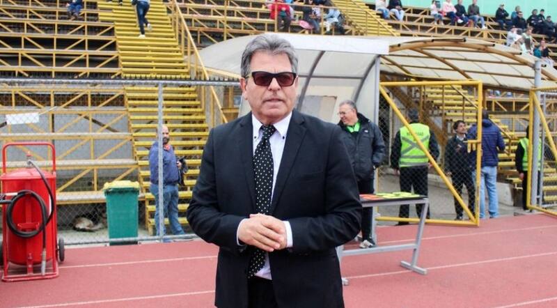 El DT dirigió a Felipe Loyola en Fernández Vial.