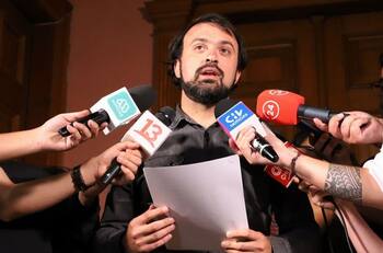 Año Nuevo: El descargo del alcalde Sharp tras la suspensión del show de fuegos artificiales en Valparaíso