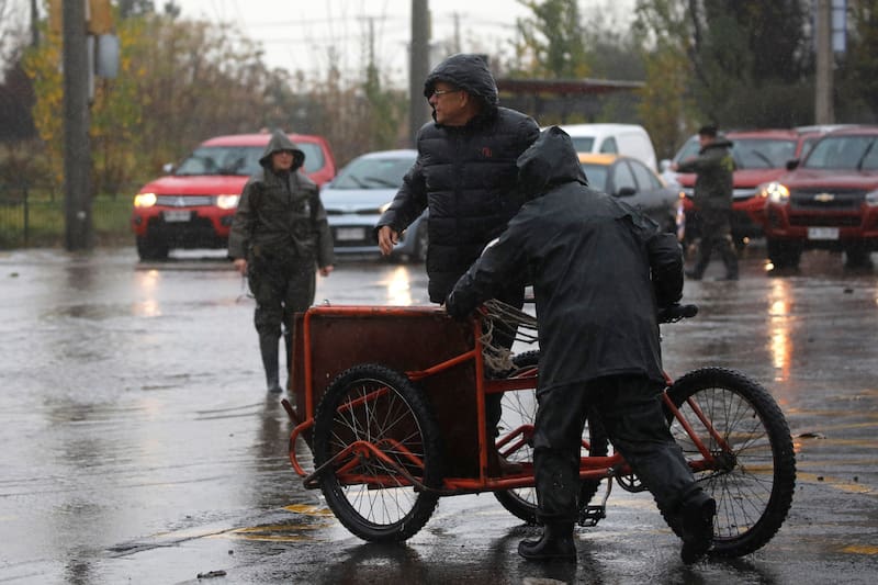 De acuerdo al meteorólogo, el evento será una pausa en medio de las altas temperaturas de primavera. Créditos: Jonnathan Oyarzun/Aton Chile.