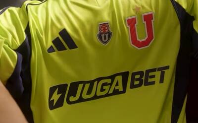 La U estrena su camiseta más polémica de los últimos años: la utilizará ante Independiente
