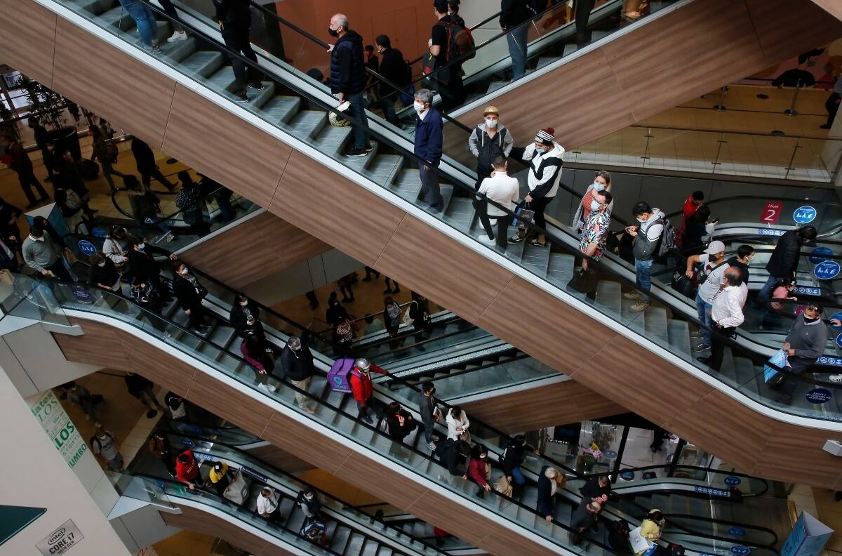 IFE Universal: Comisión de Desarrollo Social inició discusión del proyecto con propuestas de expertos