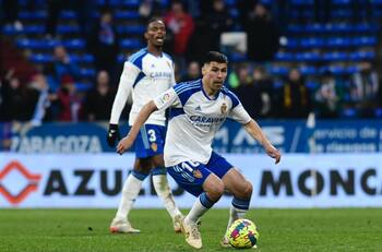 Tocó dos veces la pelota y a las duchas: el partido del terror de Tomás Alarcón en España