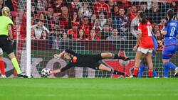 El Lyon alucina con tapada de Tiane Endler y un triunfo de oro como visitante en Champions League