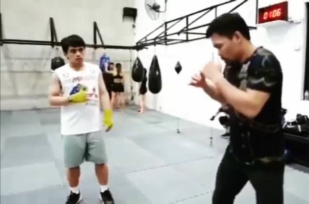 Futuro crack: Así Manny Pacquiao le enseña boxeo a su hijo