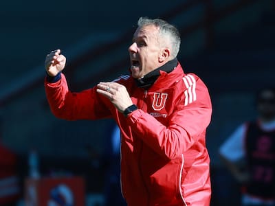 Gustavo Álvarez se planta en la U: pidió que no le pregunten más por la Selección Chilena