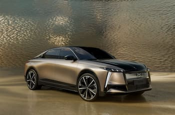 DS N°8: El lujo francés estrena una nueva visión eléctrica con hasta 750 km de autonomía