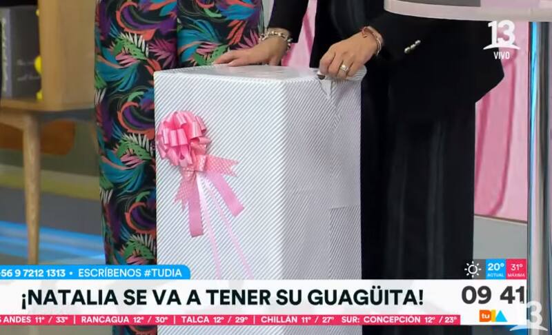 Natalia López recibió un corral de bebé.