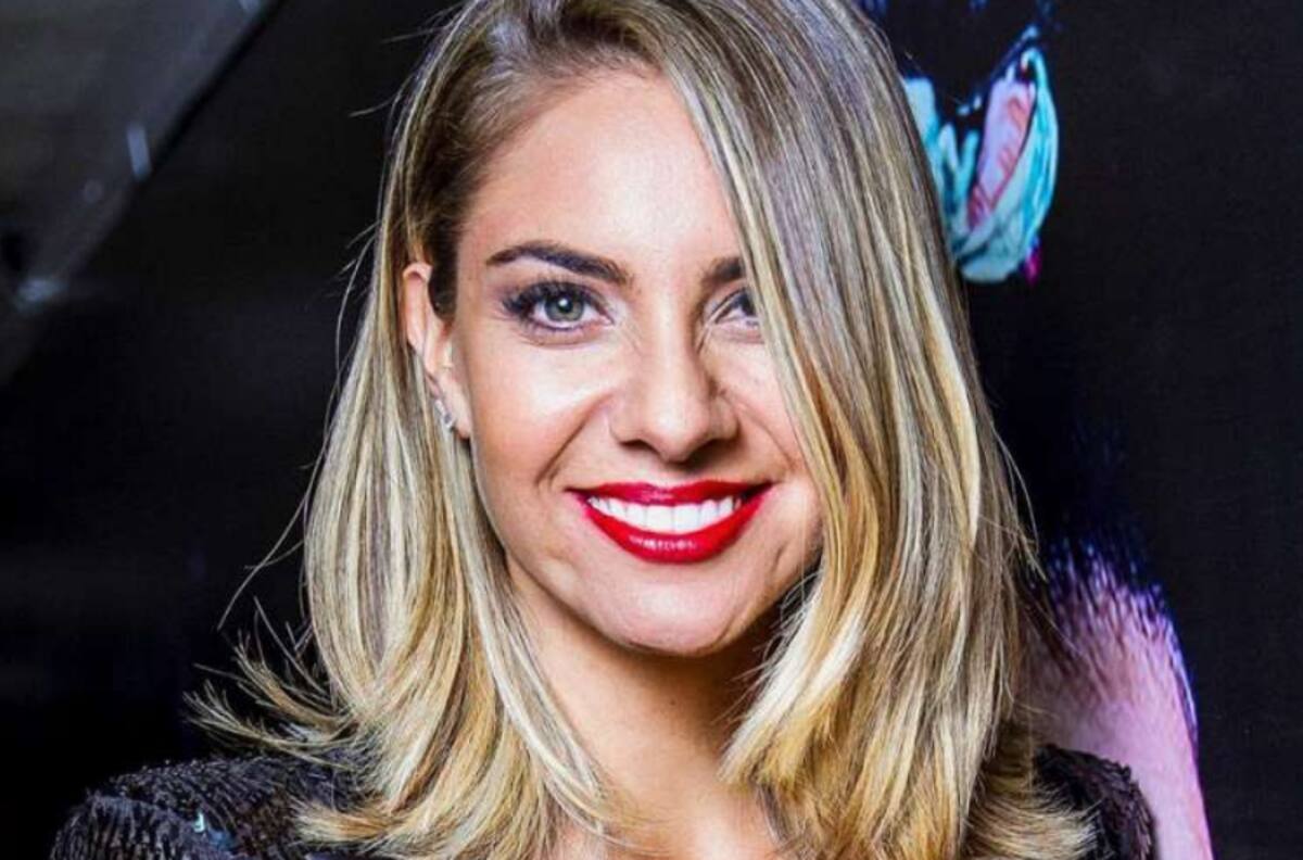"Las tenía hasta las rodillas": Camila Stuardo habló de sus implantes mamarios luego de tener dos hijos