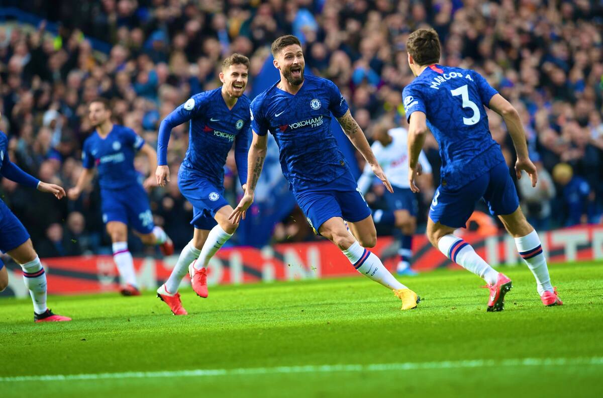 Marcos Alonso anotó el segundo gol en la victoria del Chelsea ante el Tottenham