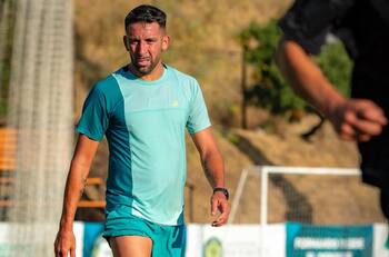 Sigue los pasos de Joaquín Montecinos: Mauricio Isla sorprende a un día del inicio del Campeonato Nacional