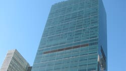 Aprueban llegada de gigantesca compañía internacional de comunicaciones a Chile: Podría buscar comprar Movistar